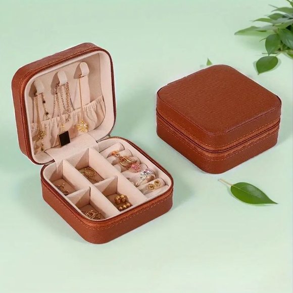 Small PU Leather Jewelry Box Portable Travel Jewelry Ornaments Storage. - Picture 2 of 5